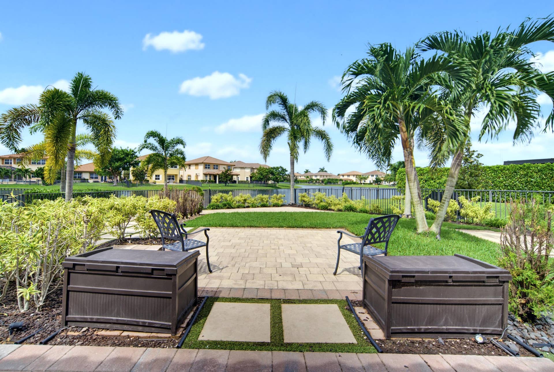 8561 LAKESIDE Bend, Parkland, FL 33076 A7_01417