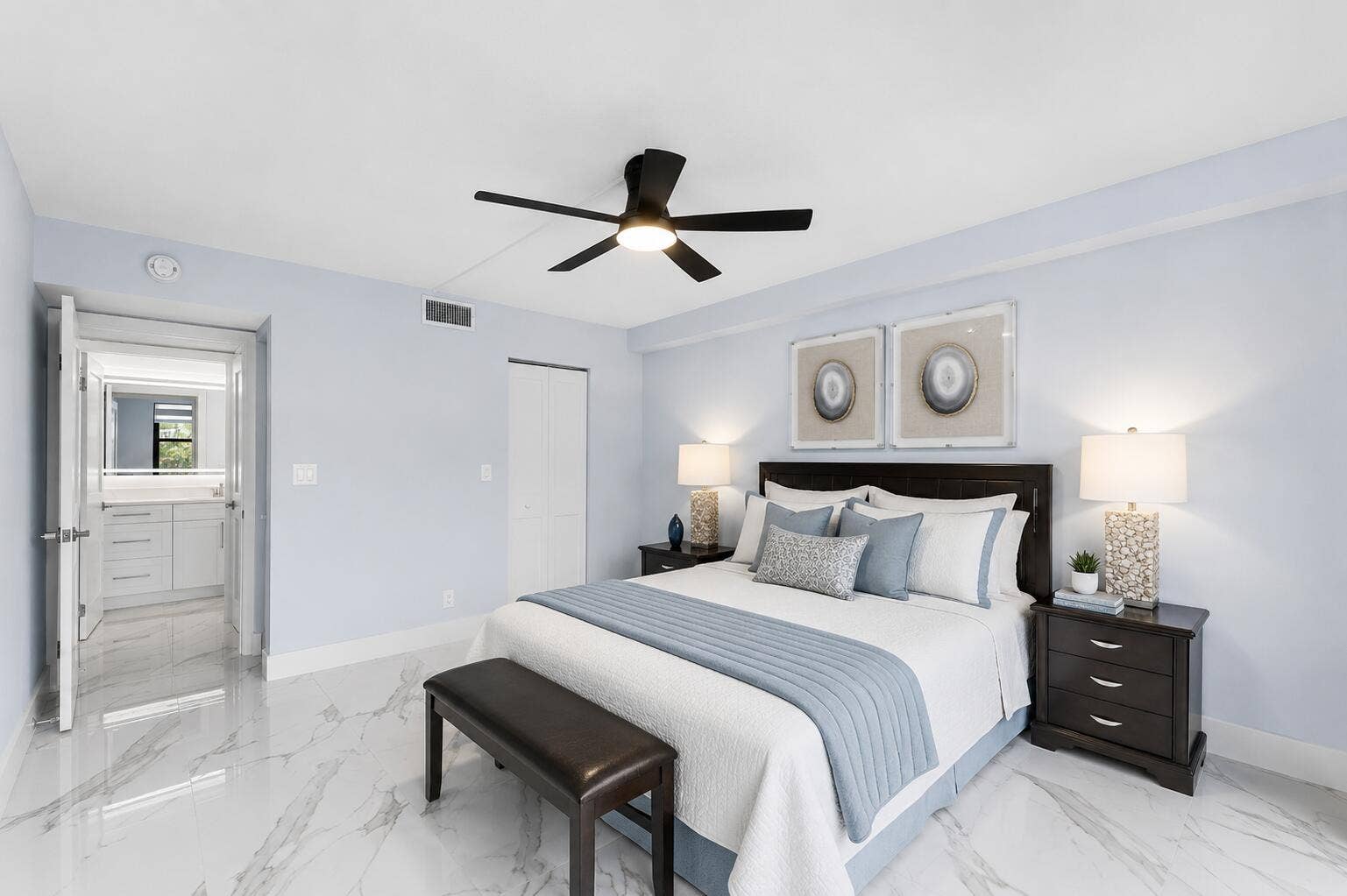 Large guest 2nd bedroom that can serve multiple uses. Ensuite with private full bathroom. Accessories virtually staged.