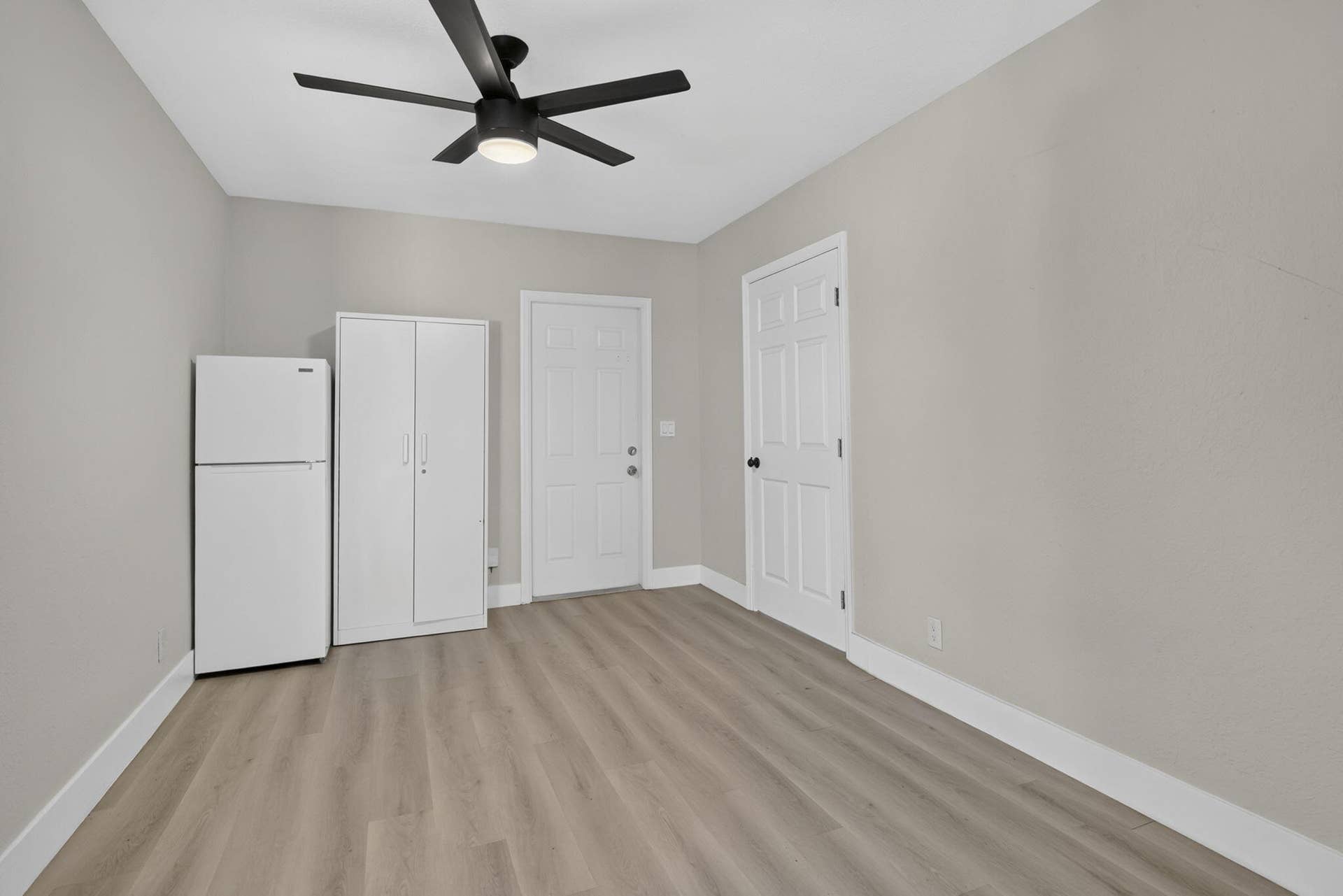 840 Bradley Street, West Palm Beach, FL 33405 Family room