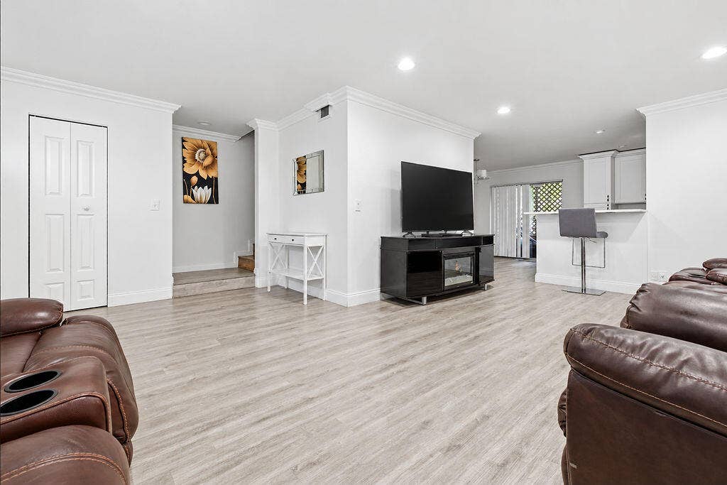 3305 MALLARD CLOSE, #54, Pompano Beach, FL 33064 Living Area