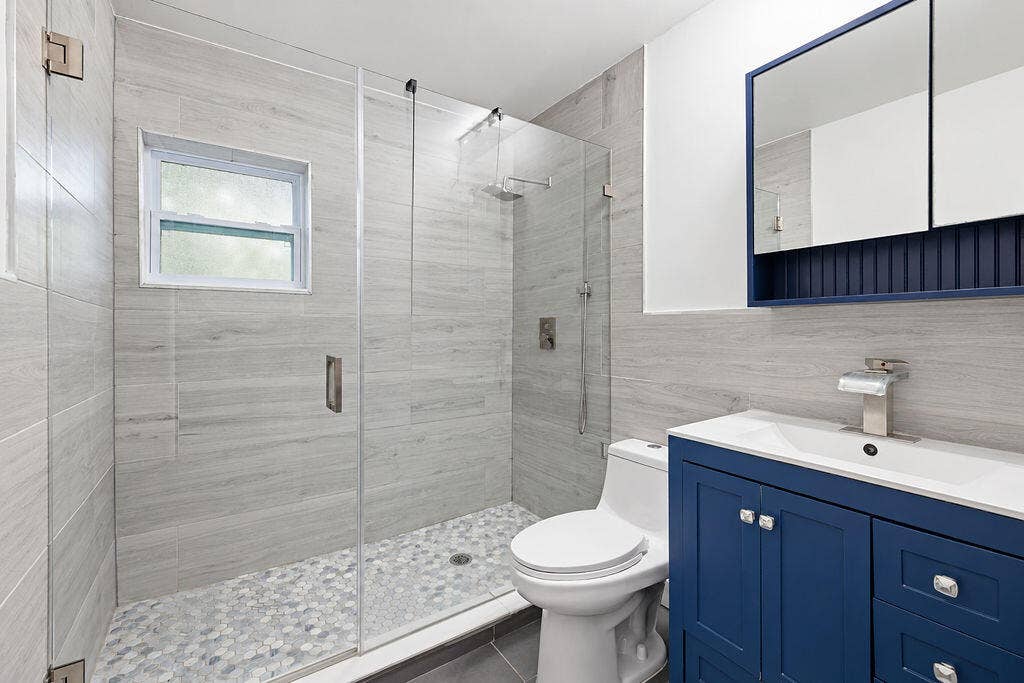 3305 MALLARD CLOSE, #54, Pompano Beach, FL 33064 Master Bathroom