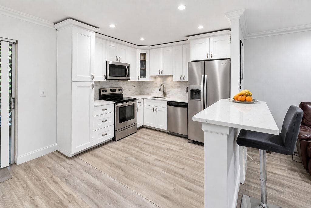 3305 MALLARD CLOSE, #54, Pompano Beach, FL 33064 Kitchen
