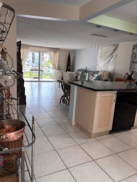 401 SE 3RD Street, #305, Dania Beach, FL 33004 IMG_4873
