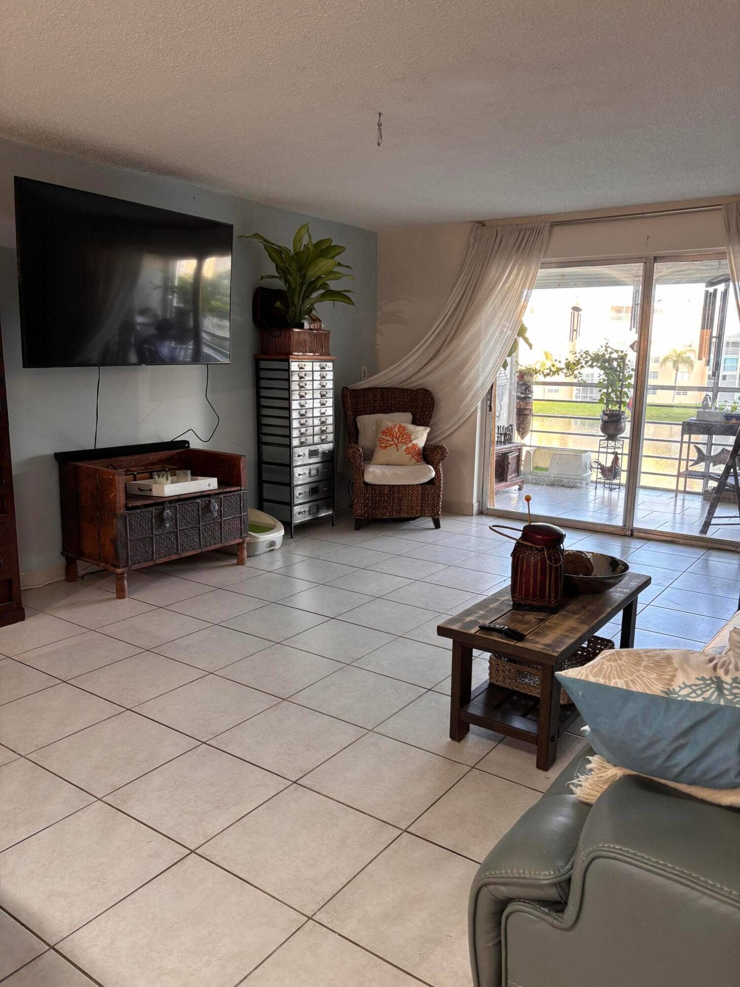 401 SE 3RD Street, #305, Dania Beach, FL 33004 IMG_4848