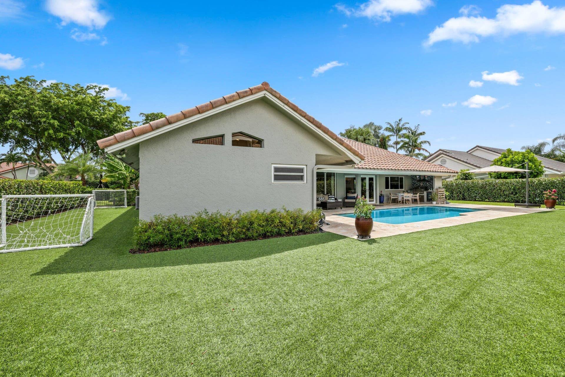 2911 NW 28th Terrace - 42.jpg-SMALL
