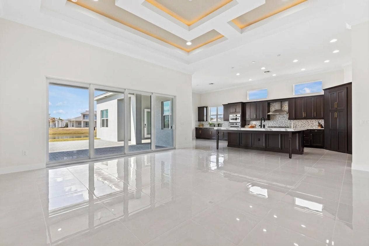 14976 Woodlot Court, Westlake, FL 33470 Virtually Staged