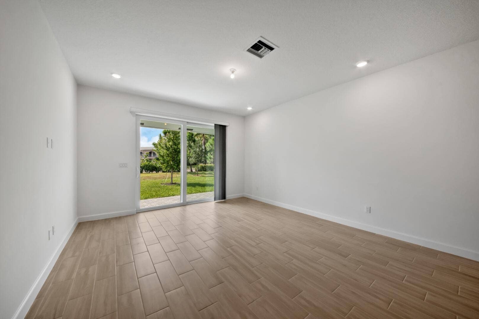13836 Hero Path, Delray Beach, FL 33484 Ceiling Fan Installed
