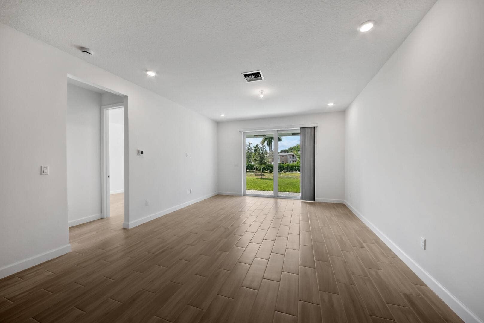 13836 Hero Path, Delray Beach, FL 33484 Wood Look Tile Floor