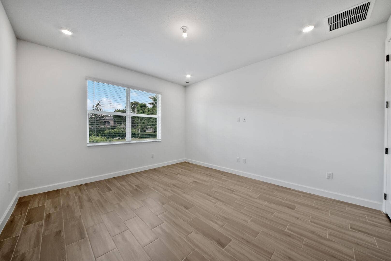 13836 Hero Path, Delray Beach, FL 33484 Ceiling Fan Installed