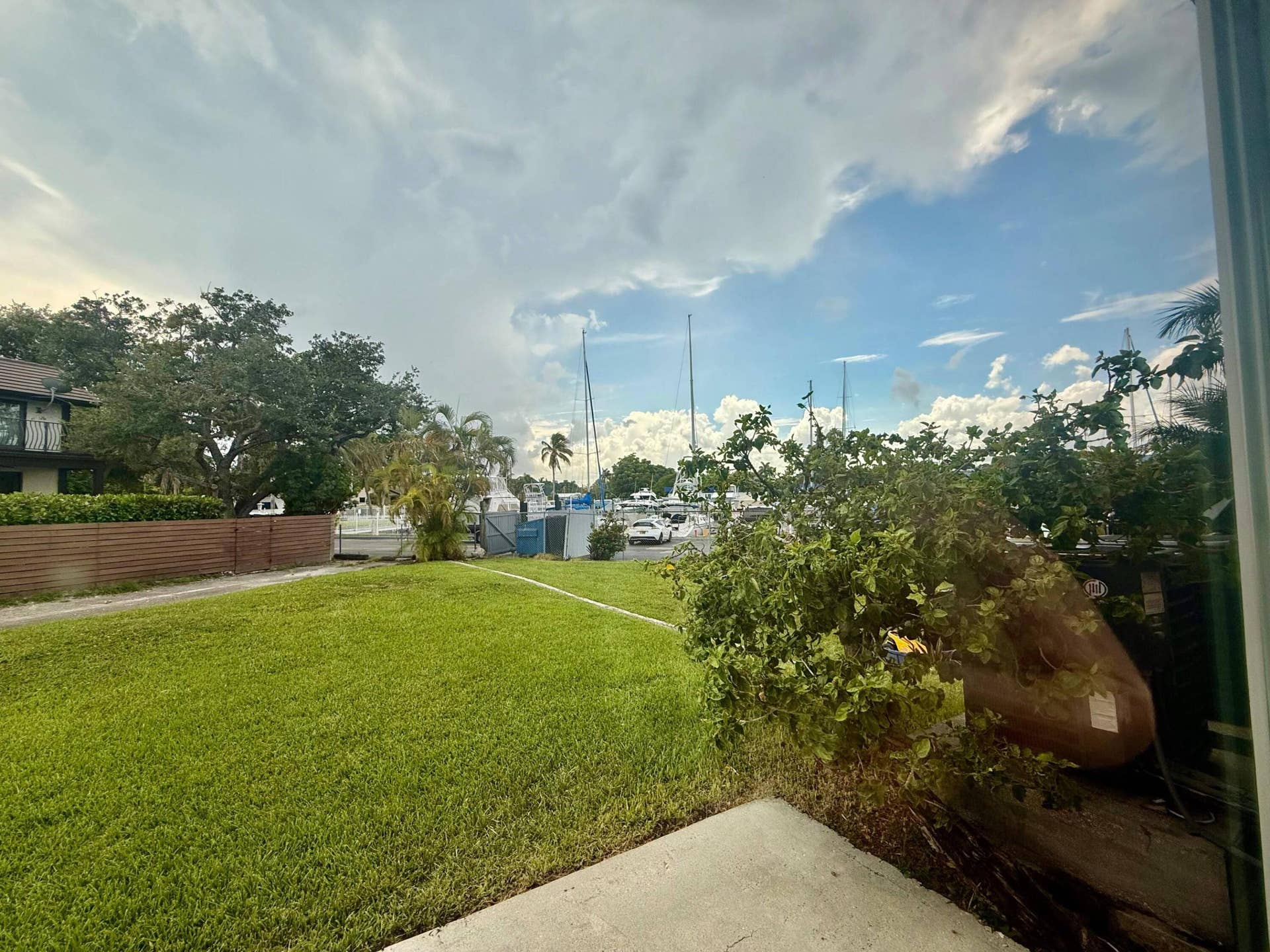 329 Gulfstream Road, Dania, Dania Beach, FL 33004 WhatsApp Image 2026-08-27 at 21.50.25 (6