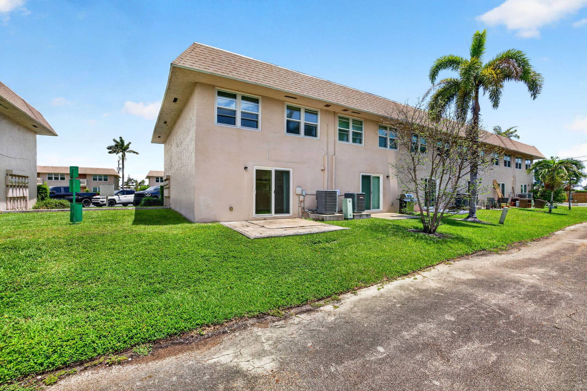 329 Gulfstream Road, Dania, Dania Beach, FL 33004 22-web-or-mls-699A5523