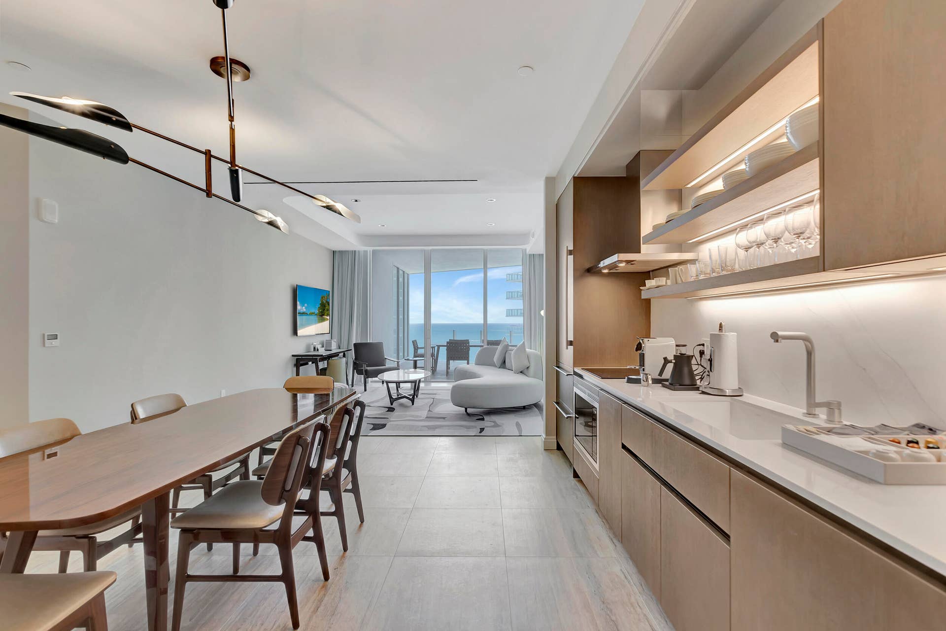 525 N FORT LAUDERDALE BEACH Boulevard, #1707, Fort Lauderdale, FL 33304 07__g6i5042