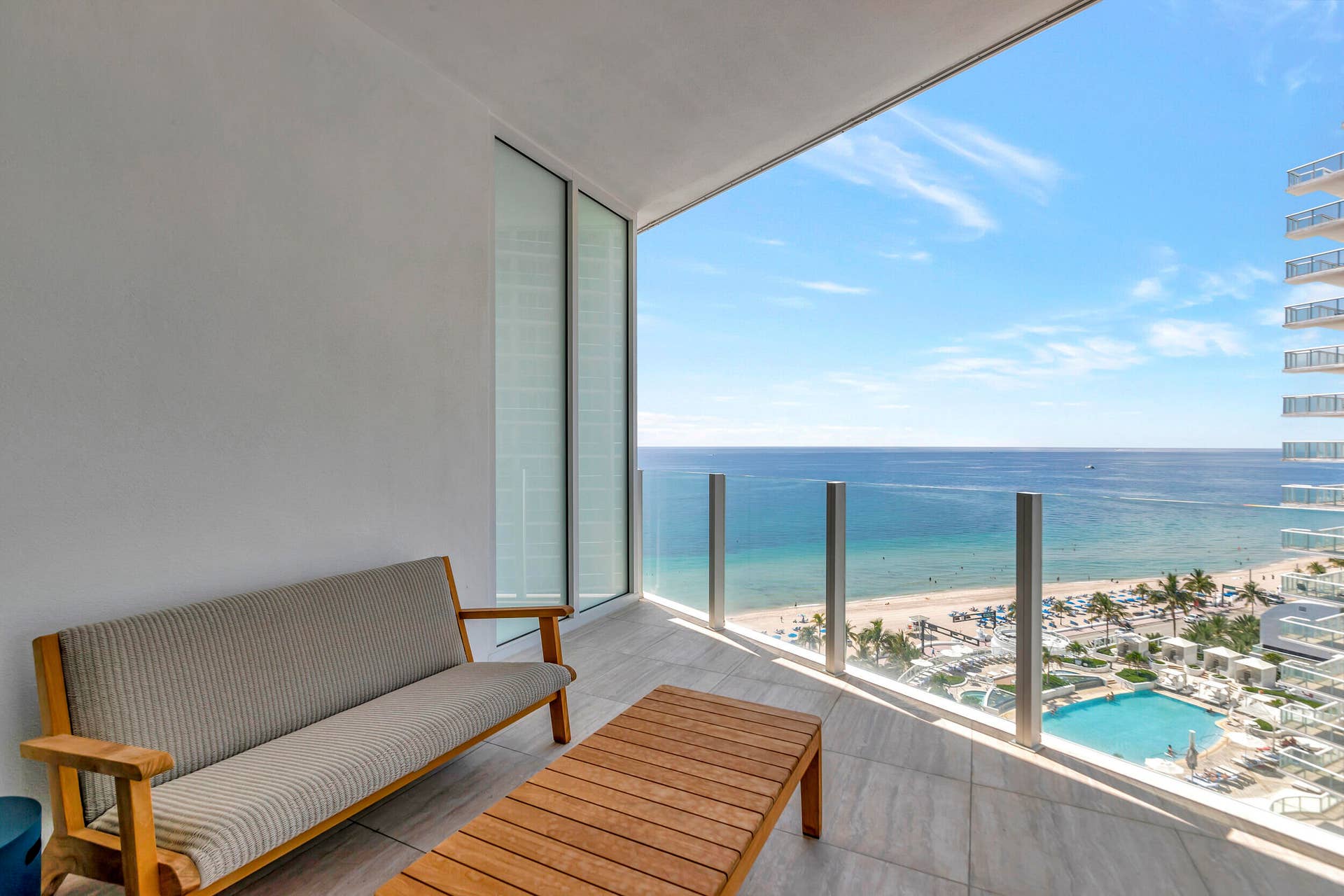 525 N FORT LAUDERDALE BEACH Boulevard, #1705, Fort Lauderdale, FL 33304 32__g6i4882