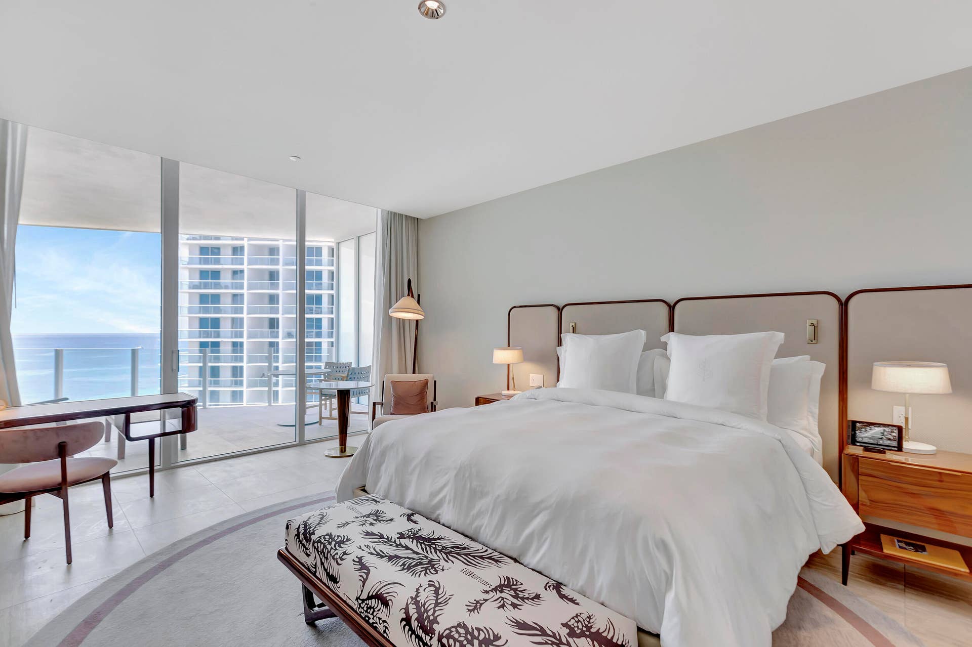 525 N FORT LAUDERDALE BEACH Boulevard, #1705, Fort Lauderdale, FL 33304 46__g6i4967