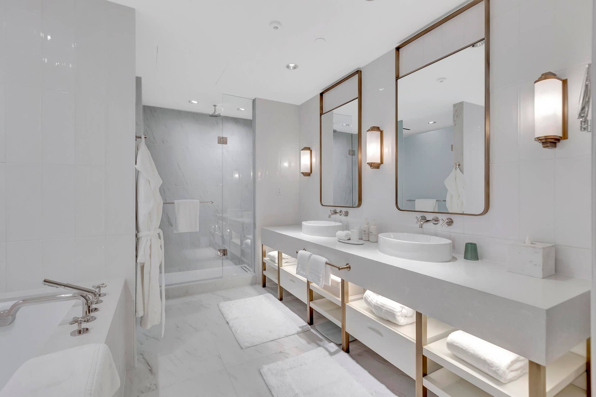 525 N FORT LAUDERDALE BEACH Boulevard, #1705, Fort Lauderdale, FL 33304 49__g6i4982