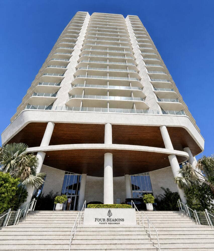 525 N FORT LAUDERDALE BEACH Boulevard, #1705, Fort Lauderdale, FL 33304 Screenshot 2026-08-18 at 10.12.32AM