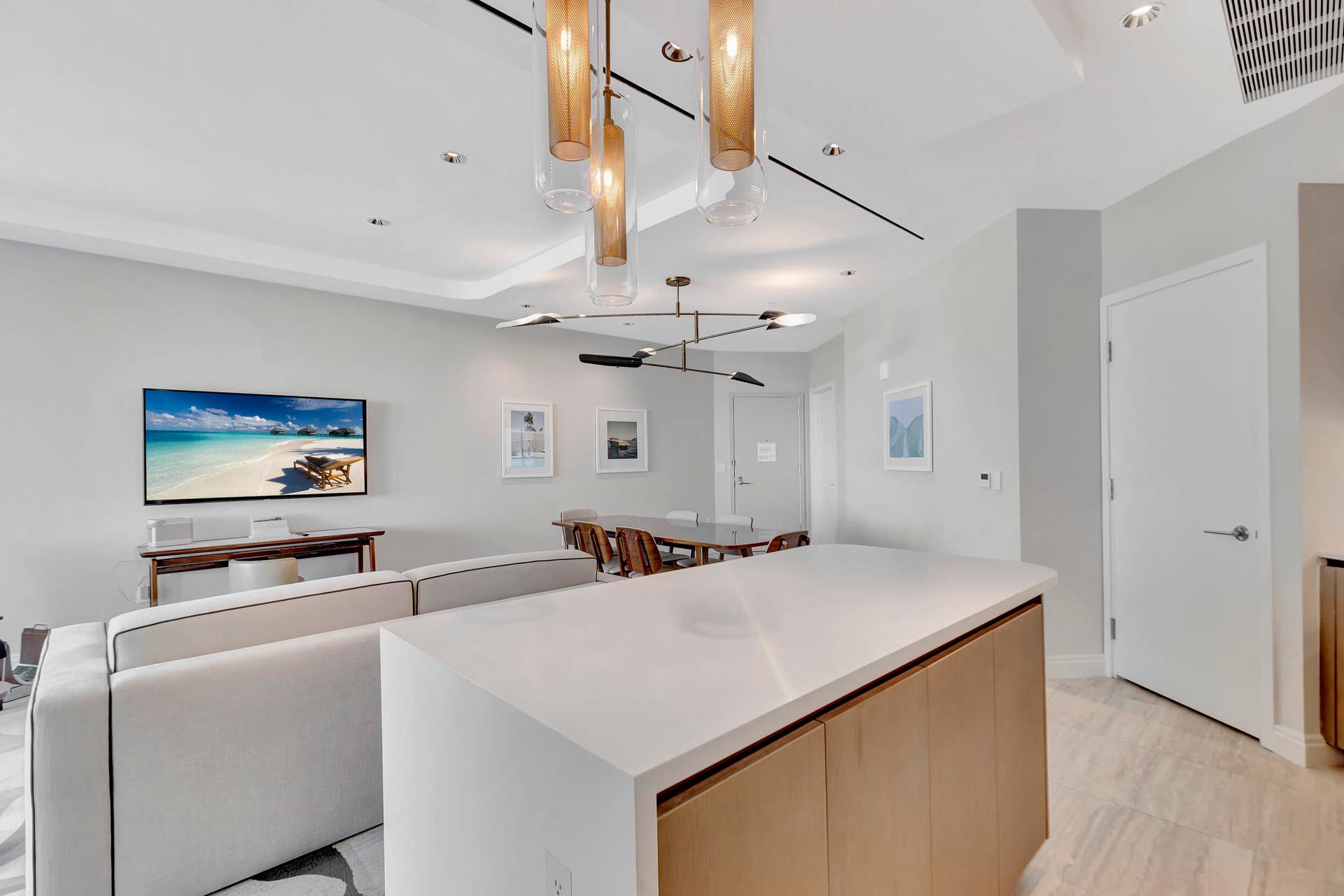 525 N FORT LAUDERDALE BEACH Boulevard, #1705, Fort Lauderdale, FL 33304 07__g6i4722