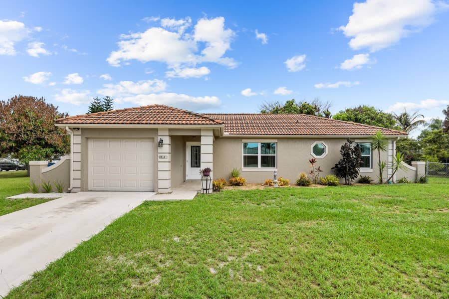 Property photo for 265 SW DALTON Circle, Port St Lucie, FL