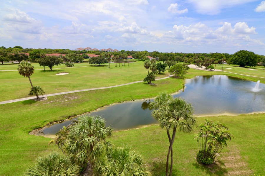 Property photo for 3980 OAKS CLUBHOUSE Drive, #511, Pompano Beach, FL