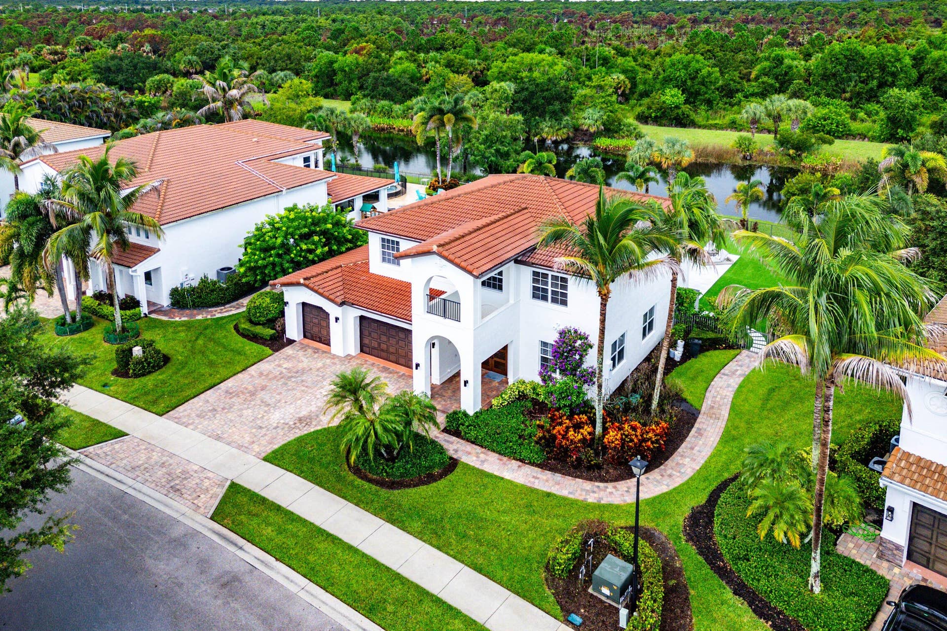 141 UMBRELLA Place, Jupiter, FL 33458 048-141UmbrellaPlace-Jupiter-FL-33458-SM