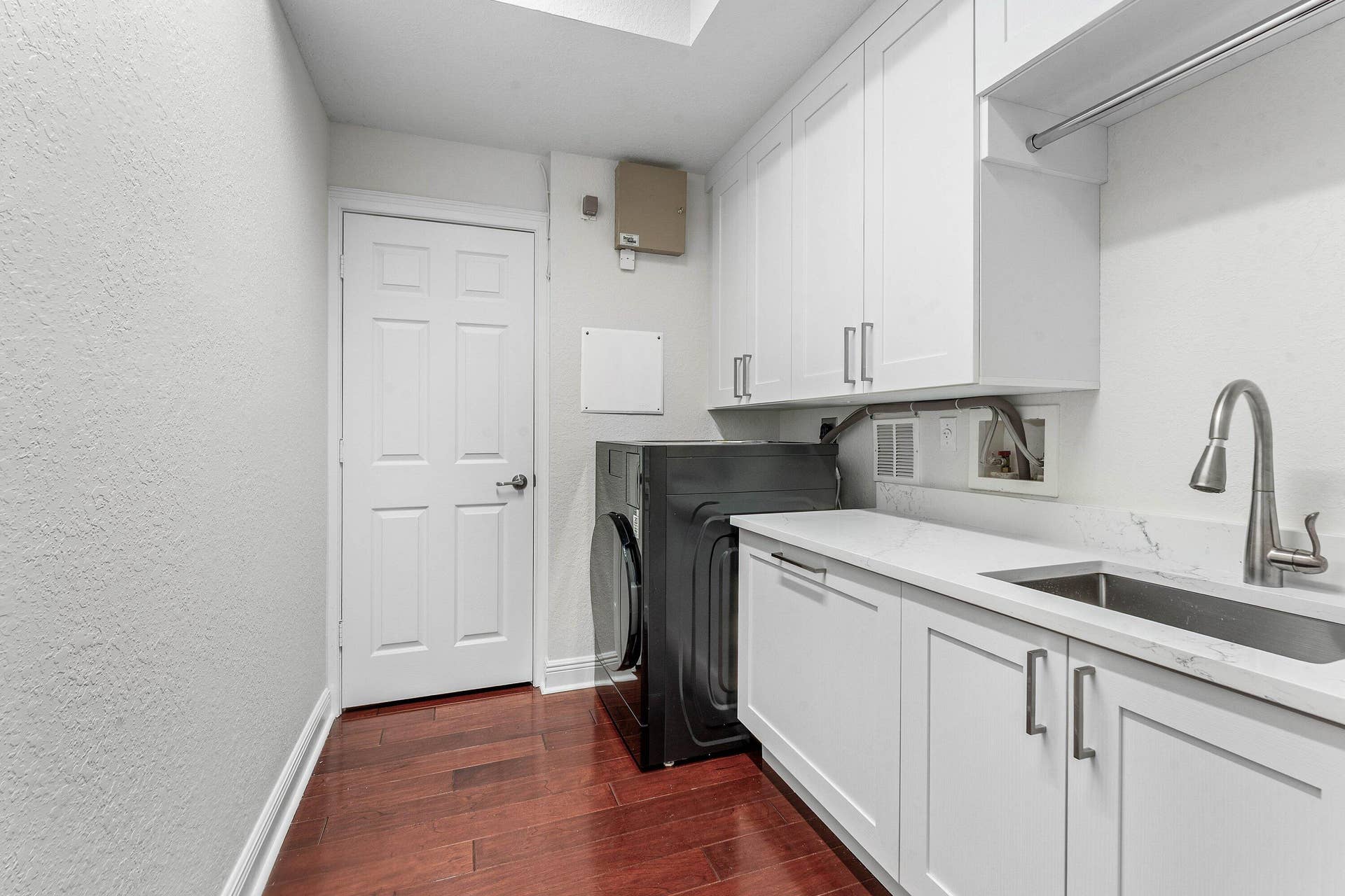 141 UMBRELLA Place, Jupiter, FL 33458 017-141UmbrellaPlace-Jupiter-FL-33458-SM