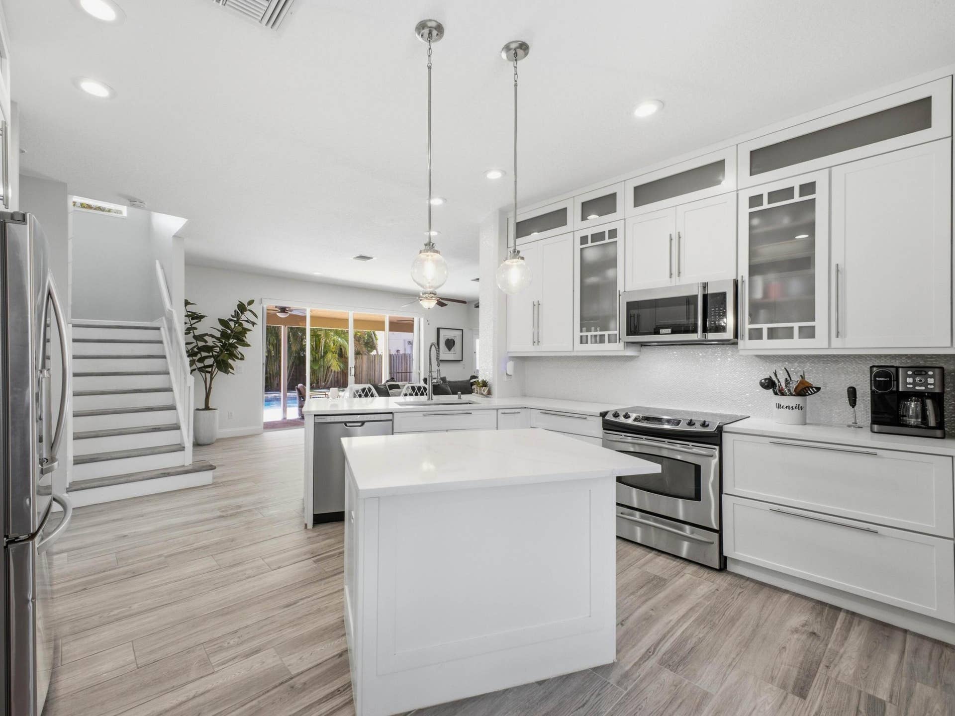 9340 Lake Serena Drive, Boca Raton, FL 33496 Kitchen