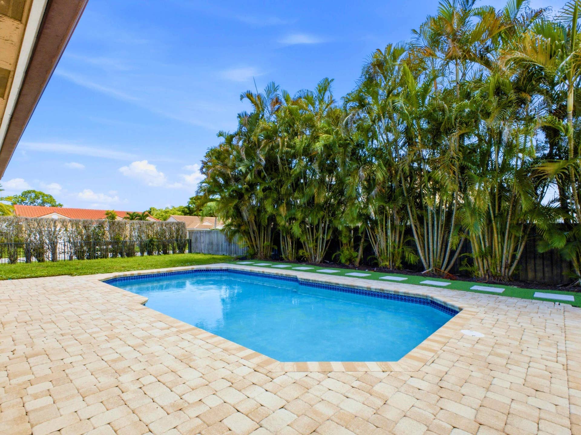 9340 Lake Serena Drive, Boca Raton, FL 33496 Pool