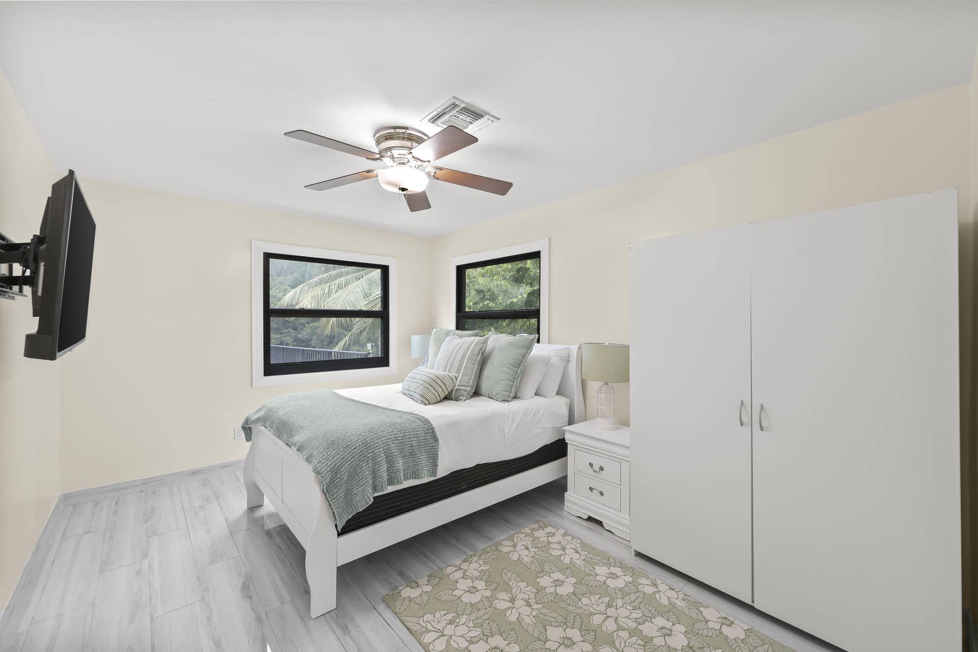 4406 SW 35th Ave - 40.jpg-FULL