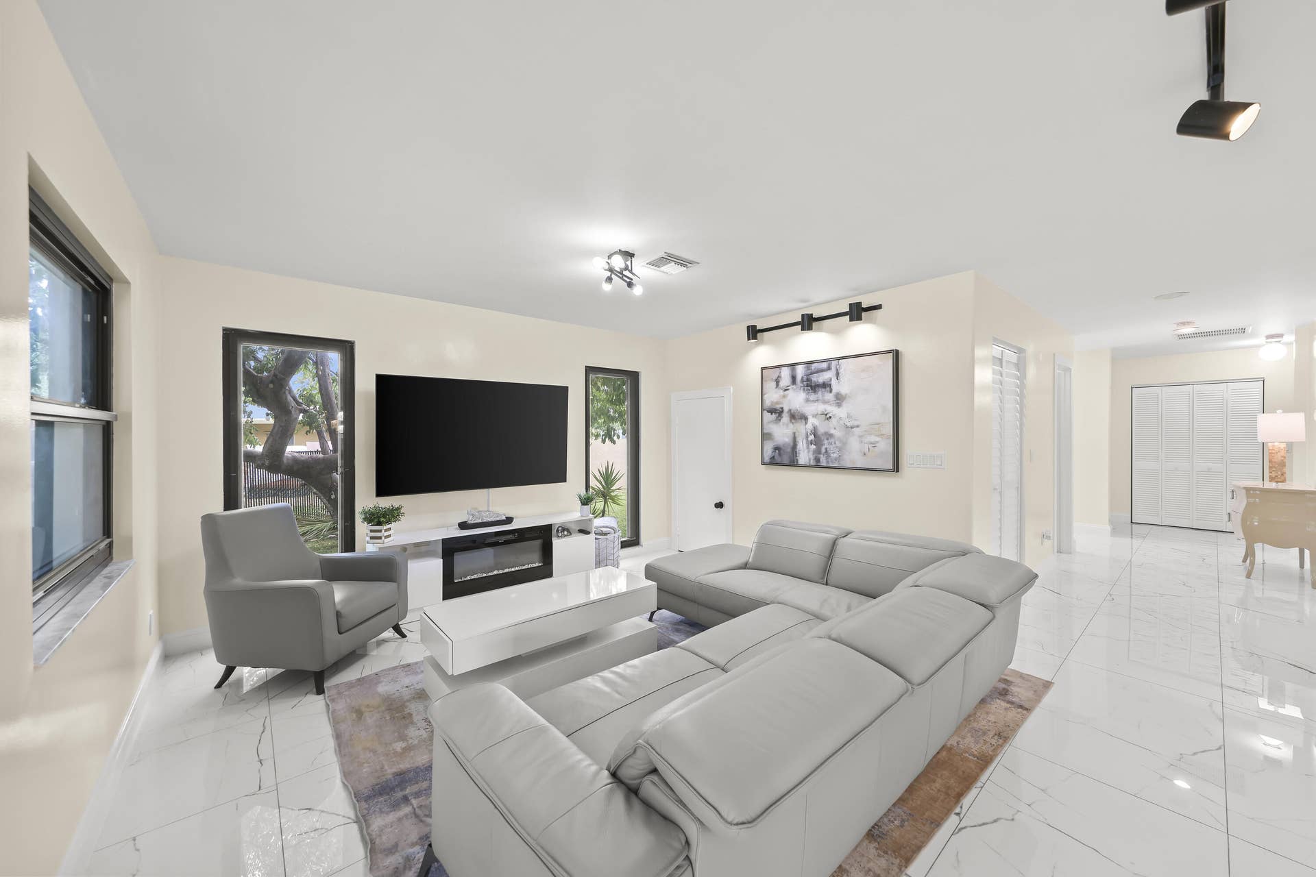 4406 SW 35th Ave - 12.jpg-FULL