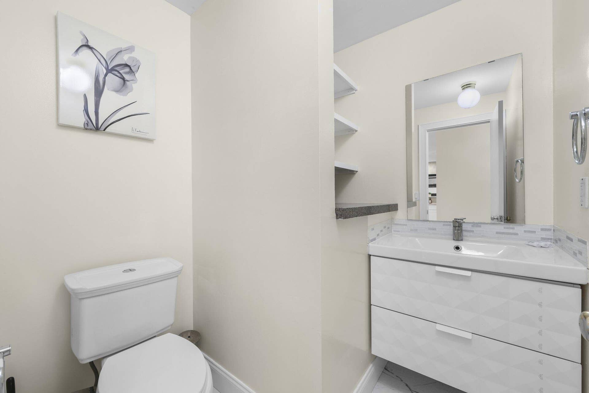 4406 Southwest 35th Avenue - 3.jpg-SMALL