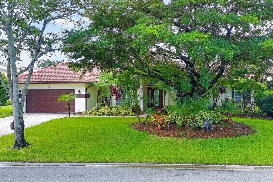 Property photo for 913 SW LIGHTHOUSE Drive, Palm City, FL