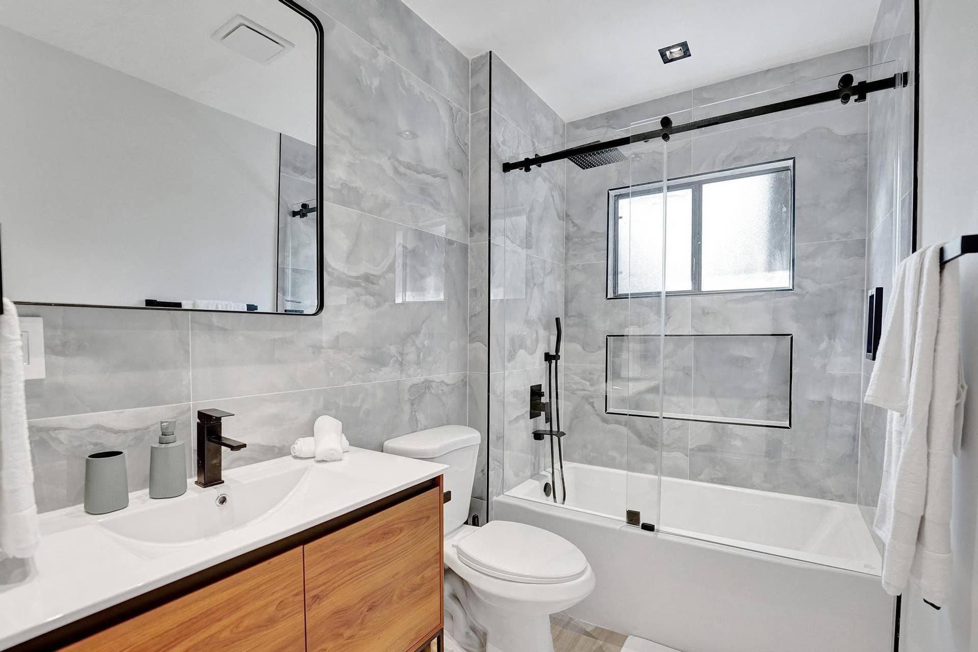 4417 SW 38th Terrace, Fort Lauderdale, FL 33312 DSC04142