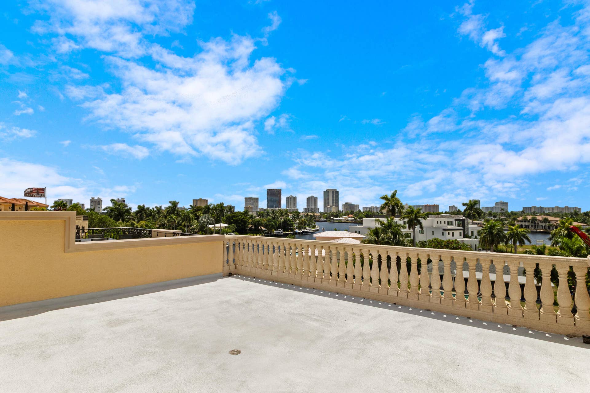 56_accutour_01 2166-se-7th-st -056