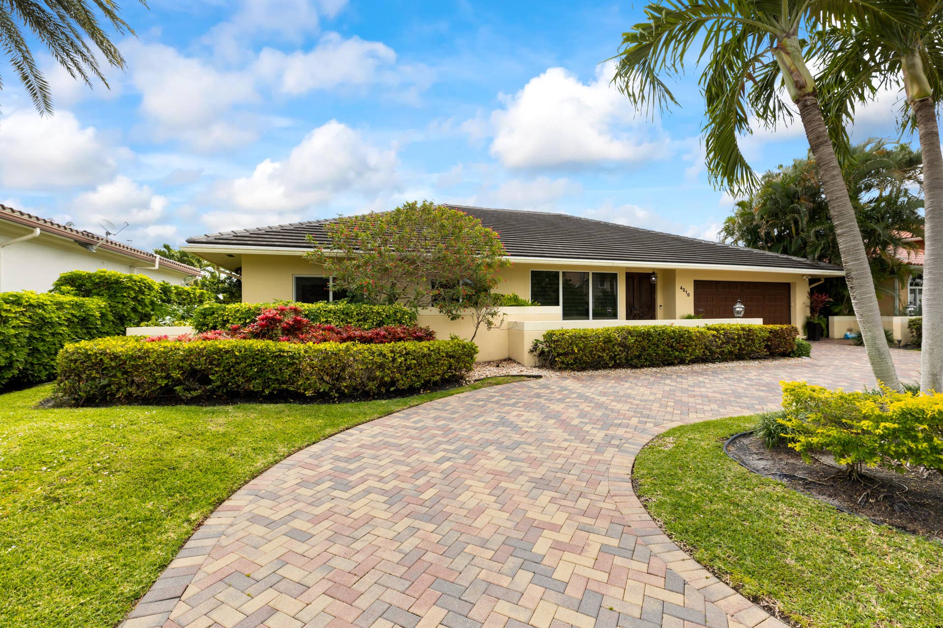 4210 NE 23rd Avenue, Lighthouse Point, FL 33064 20260331-20260331-CW5A3582