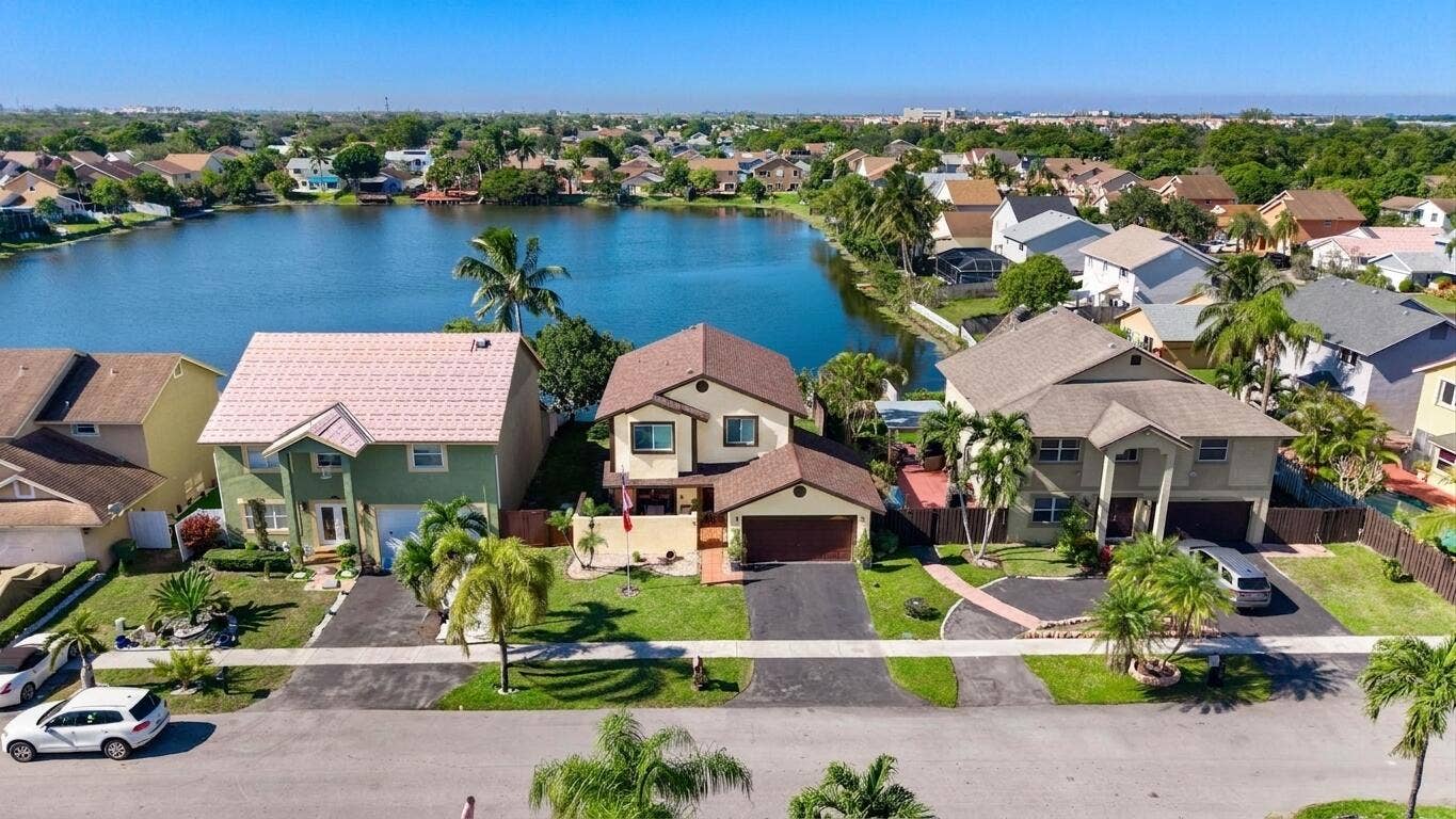 940 SW 96TH Avenue, Pembroke Pines, FL 33025 Aerial Front