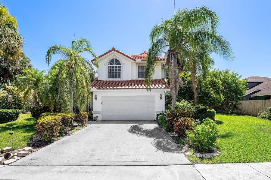 Property photo for 2350 NW 5TH Avenue, Boca Raton, FL