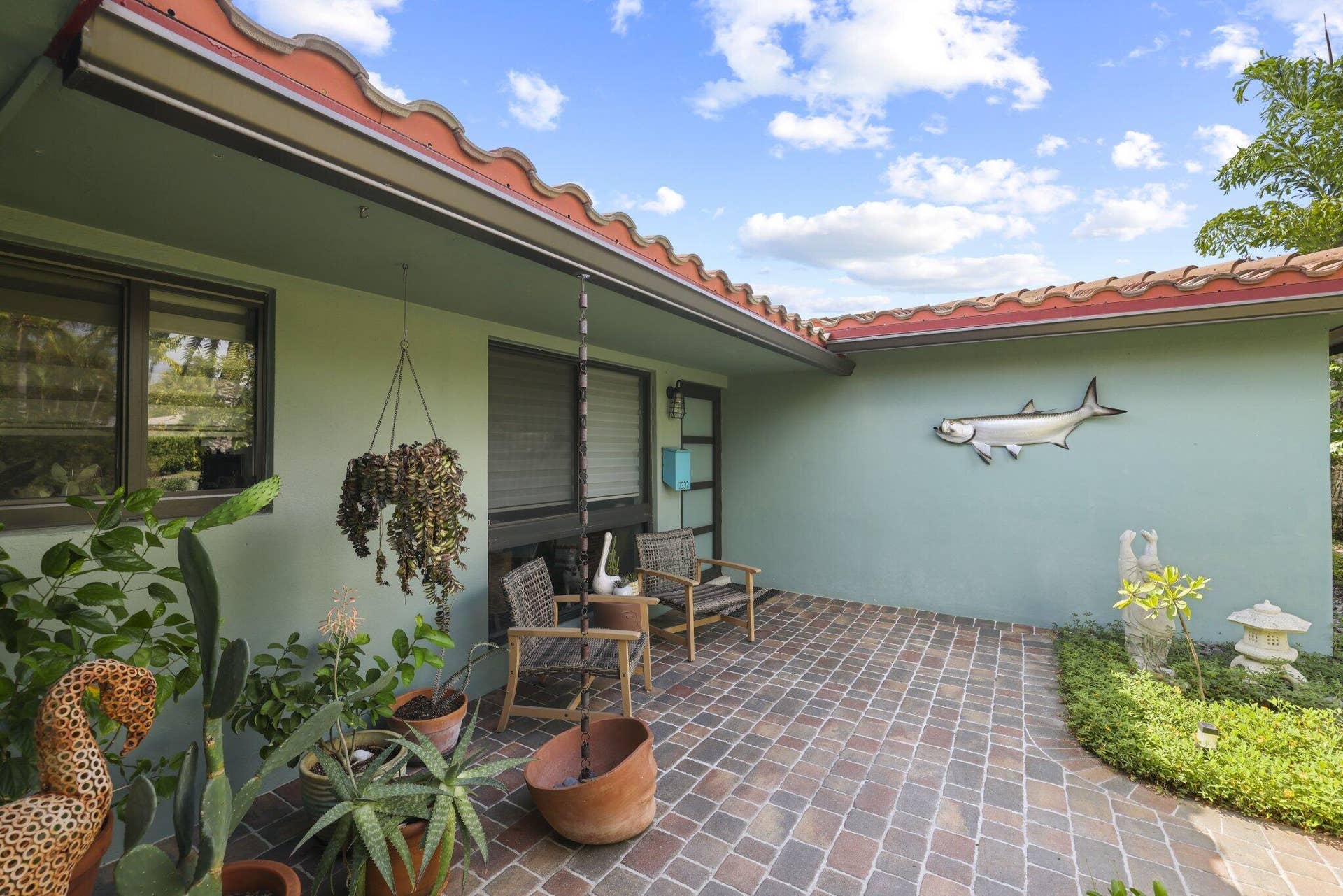 2332 NE 17th Terrace, Wilton Manors, FL 33305 2332 NE 17th Ter - 9.jpg-SMALL