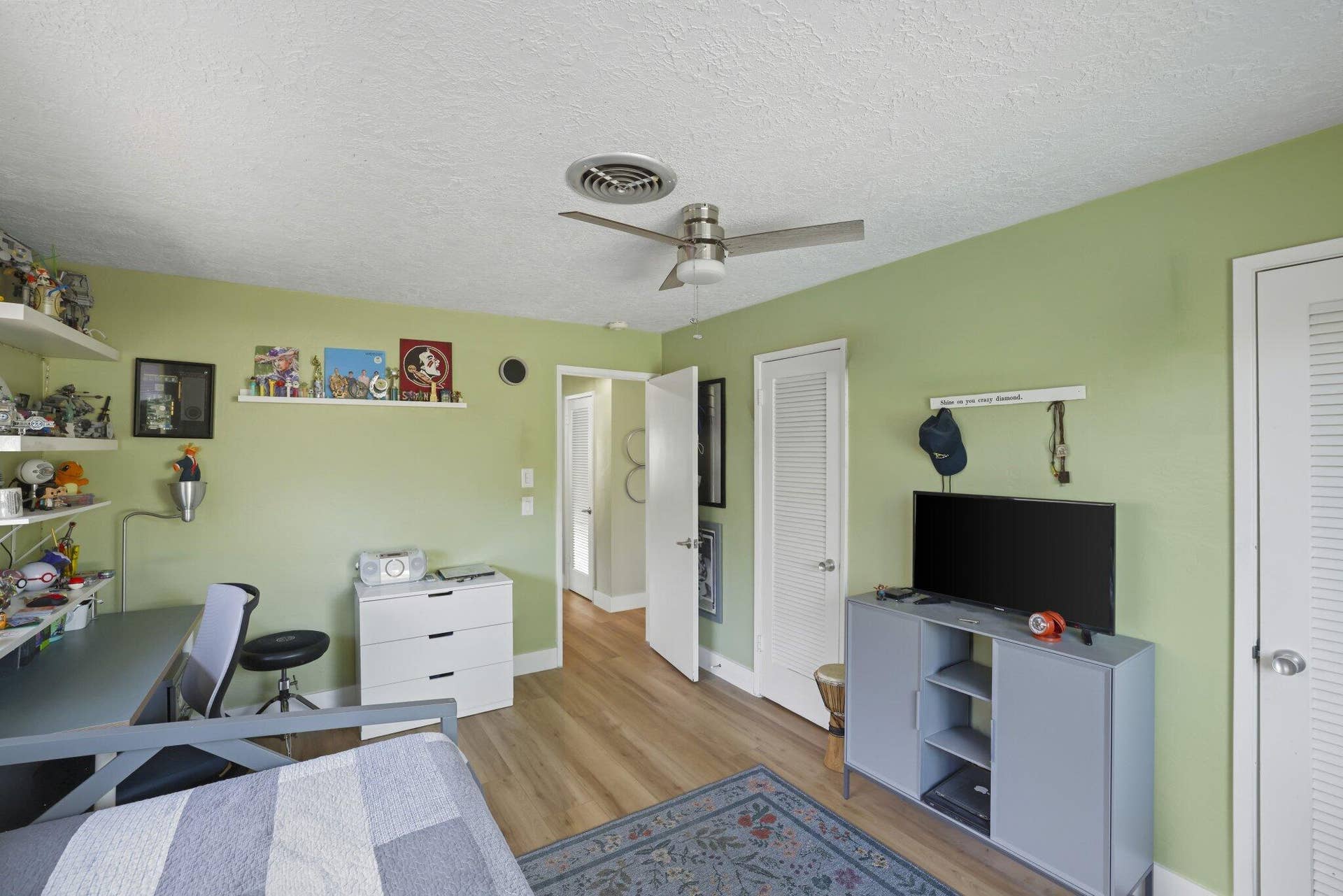 2332 NE 17th Terrace, Wilton Manors, FL 33305 2332 NE 17th Ter - 48.jpg-SMALL