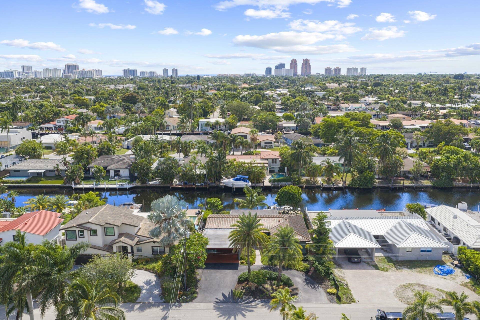 2332 NE 17th Terrace, Wilton Manors, FL 33305 2332 NE 17th Ter - 67.jpg-SMALL