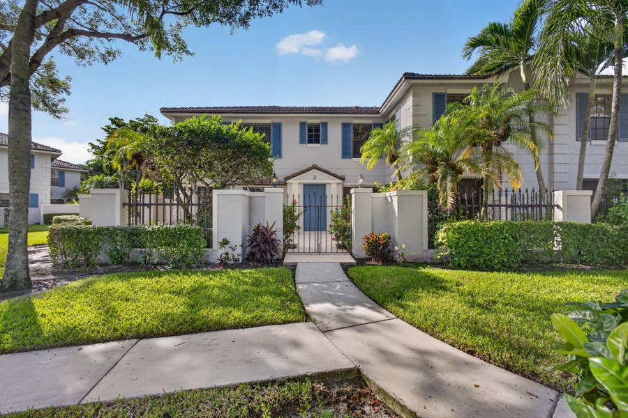 Property photo for 350 Prestwick Circle, #2, Palm Beach Gardens, FL