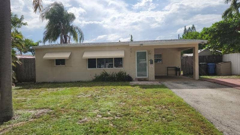Property photo for 5811 NE 6TH Avenue, Oakland Park, FL