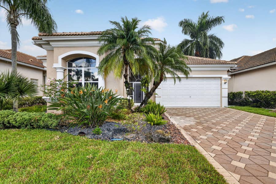 Property photo for 6842 Fairway Lakes Drive, Boynton Beach, FL