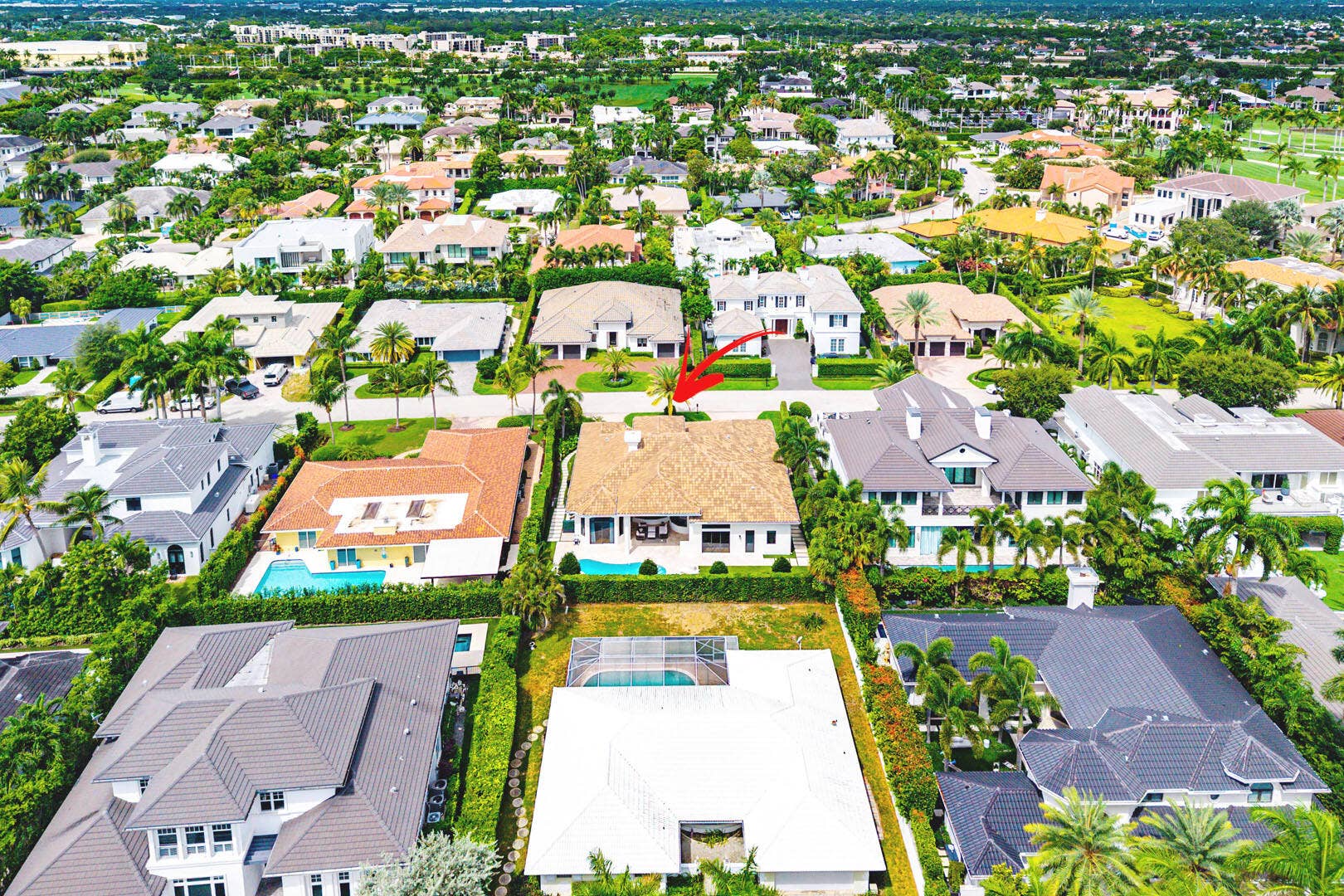 2212_Acorn_Palm_Road_Aerial_08