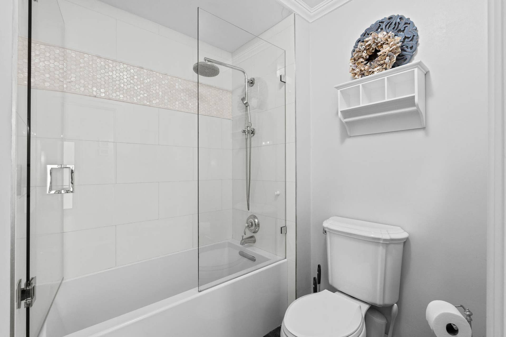 54-web-or-mls-A7406598