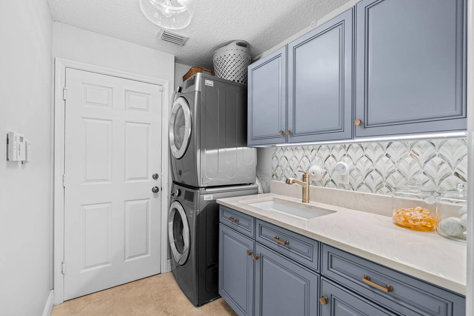 7321 E CYPRESSHEAD Drive, Parkland, FL 33067 55-web-or-mls-A7406544