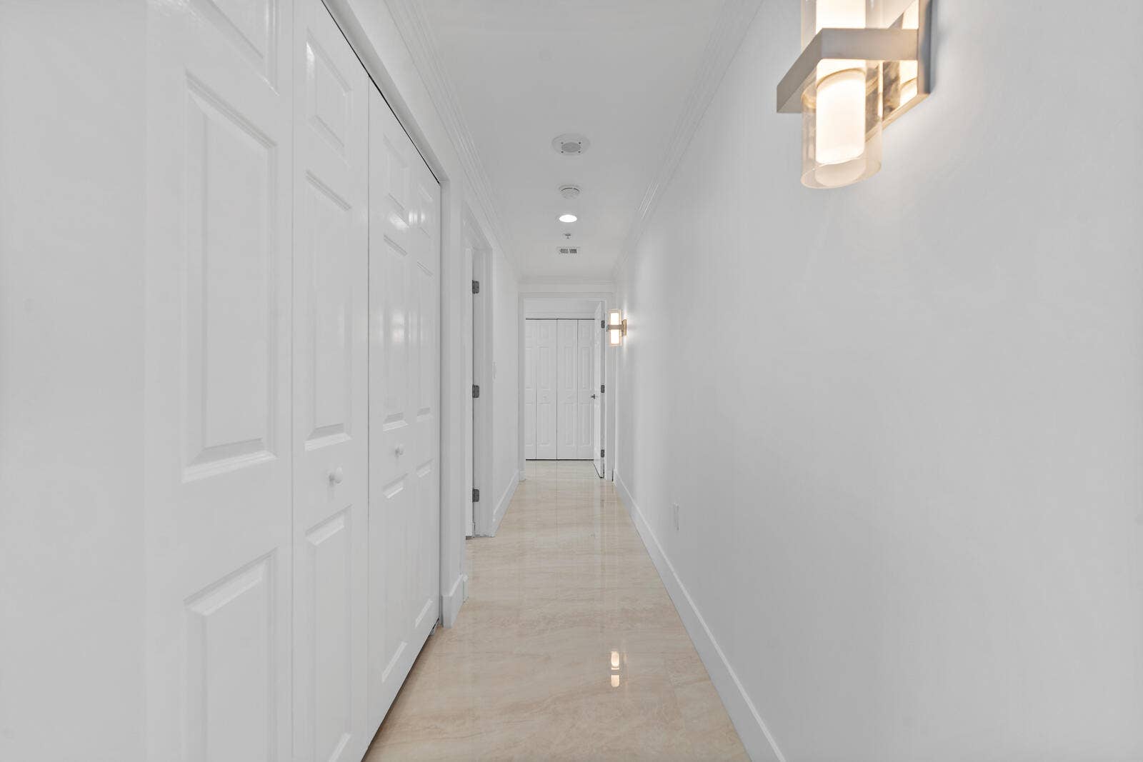 100 S Birch Road, #1604, Fort Lauderdale, FL 33316 DSC00164