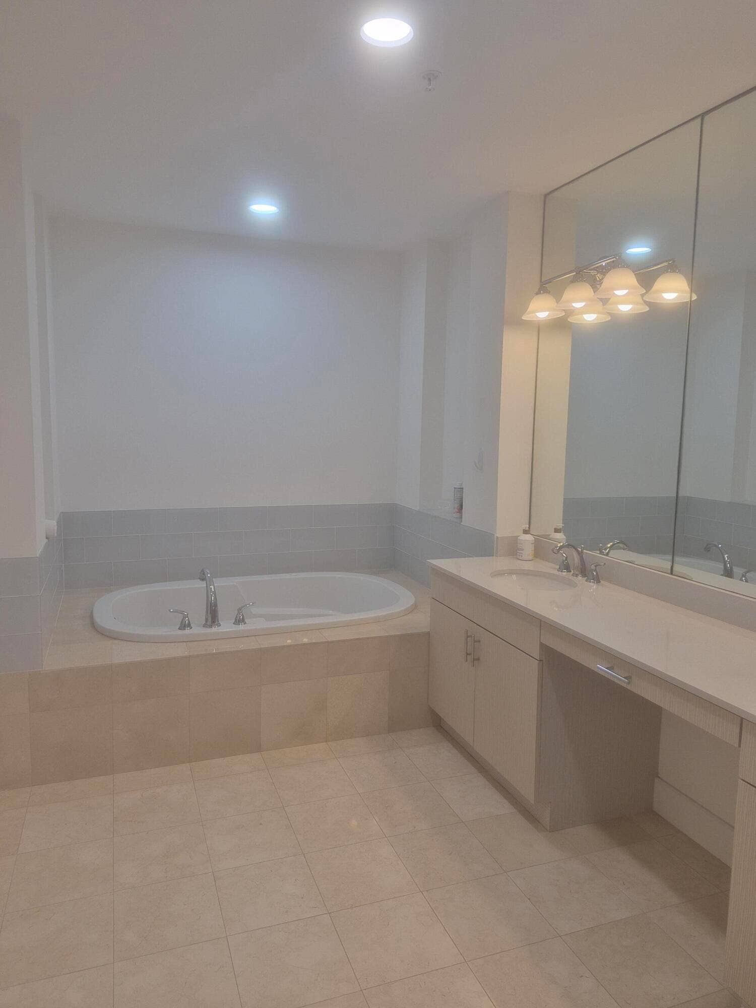 71 Isle Of Venice Drive, #71, Fort Lauderdale, FL 33301 10154