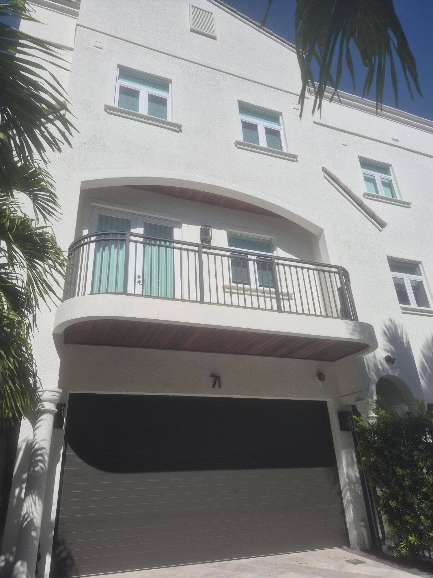 71 Isle Of Venice Drive, #71, Fort Lauderdale, FL 33301 Front Elevation