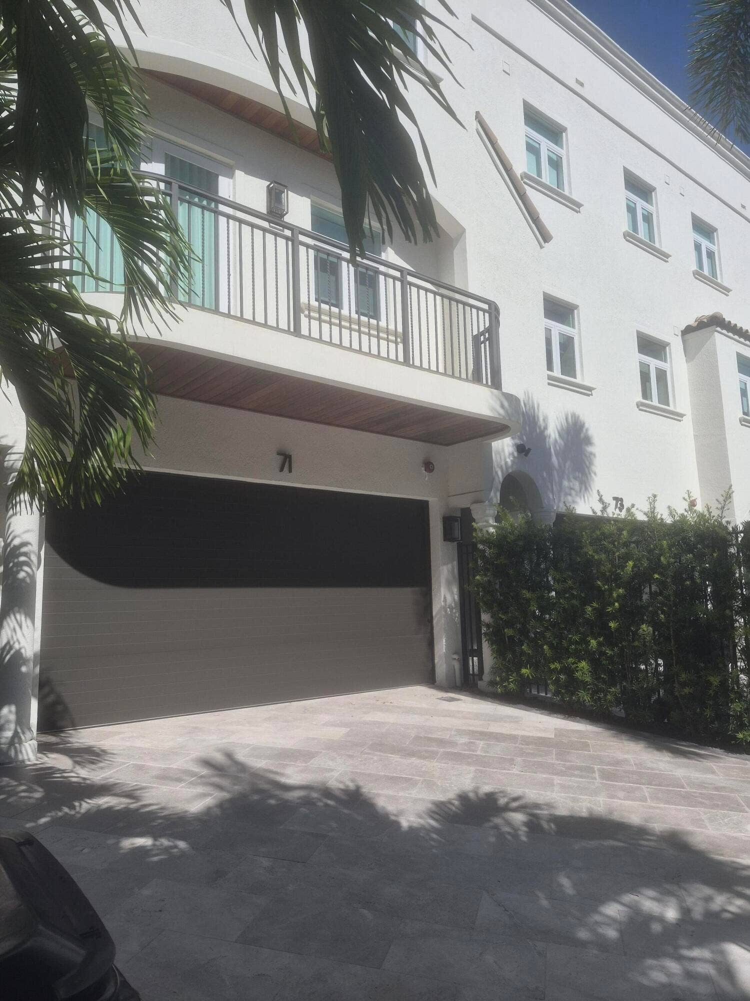 71 Isle Of Venice Drive, #71, Fort Lauderdale, FL 33301 2 car garage