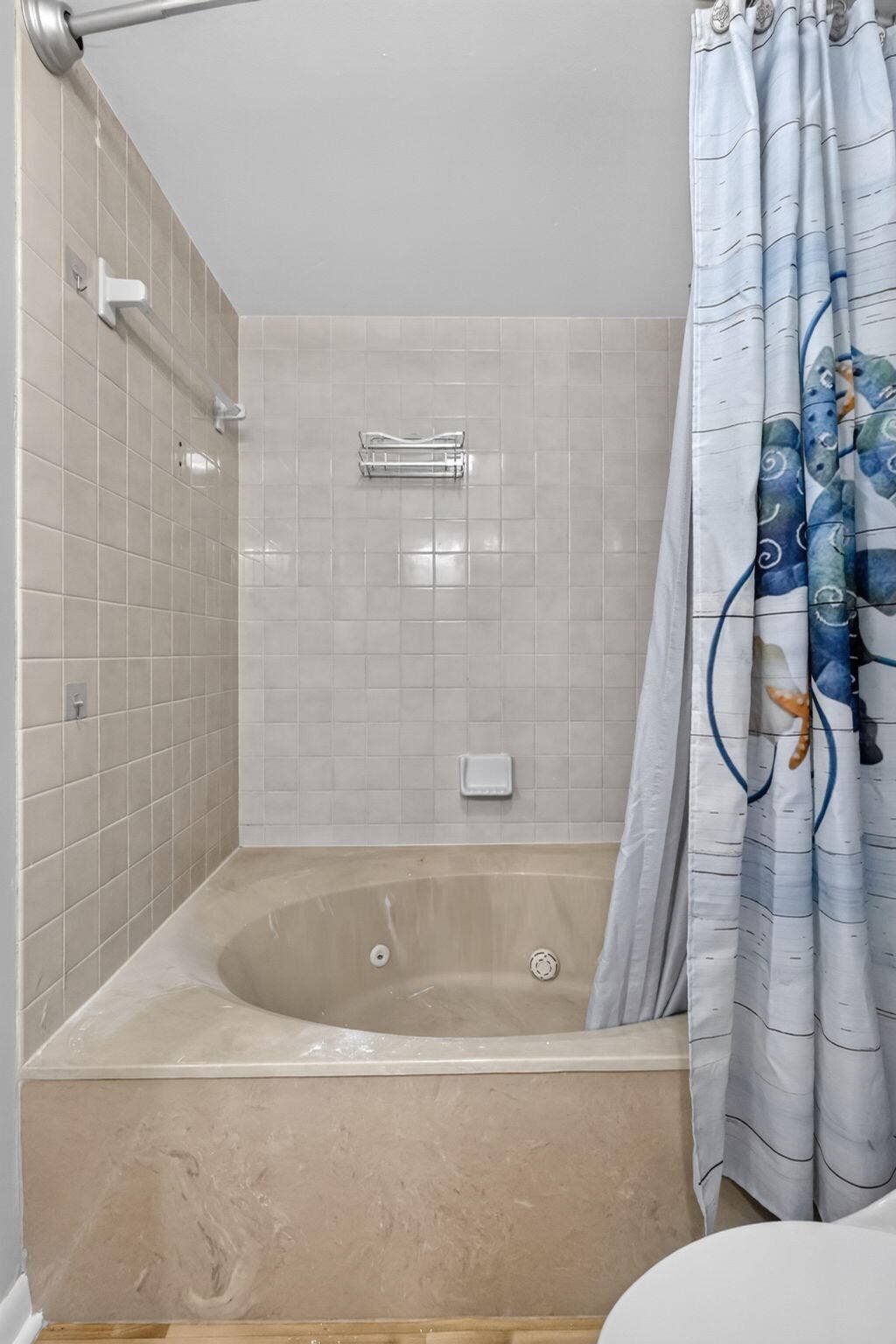 3659 VICTORIA Drive, West Palm Beach, FL 33406 28-web-or-mls-_14A4302